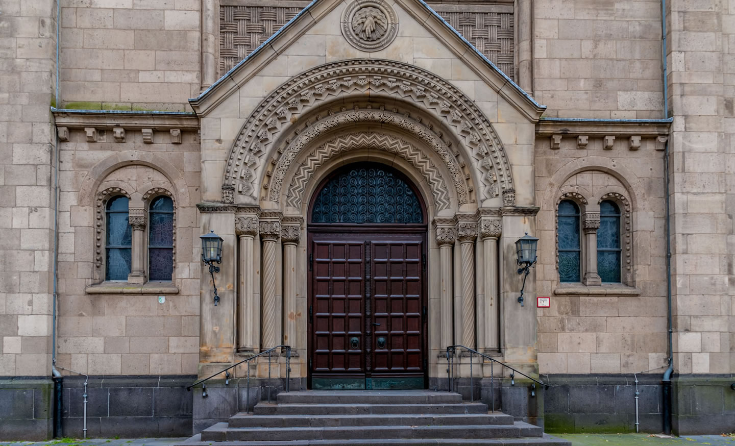 Kirchenzimmerei - Tischlerei Guberac